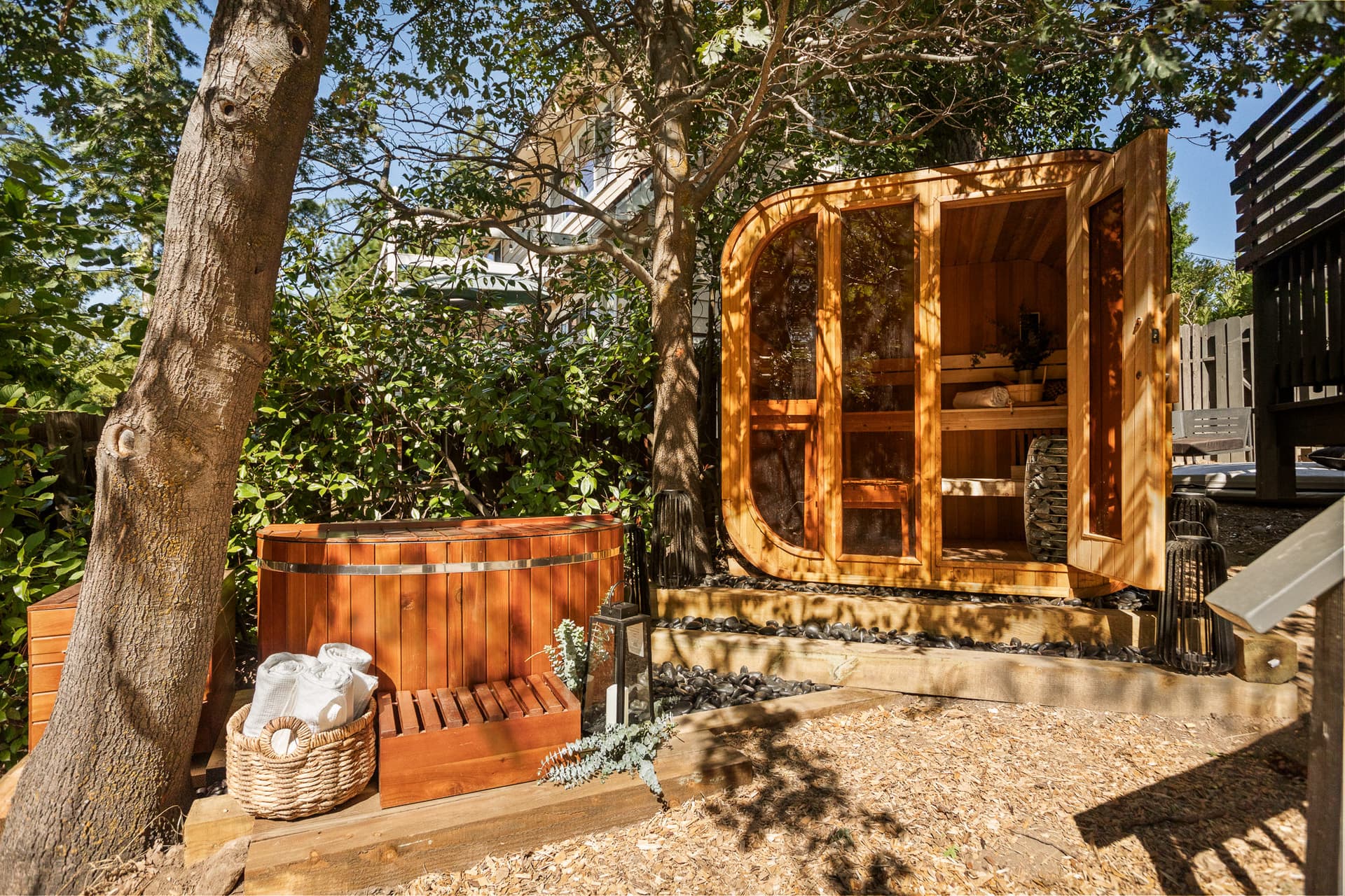 Private sauna and cold plunge pool